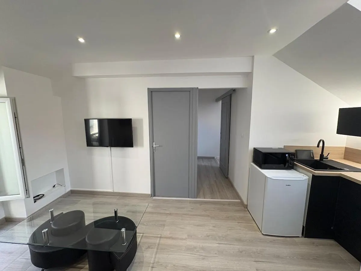 Apartment Appartement Renove En Centre-Ville Avec Terrasse Millau